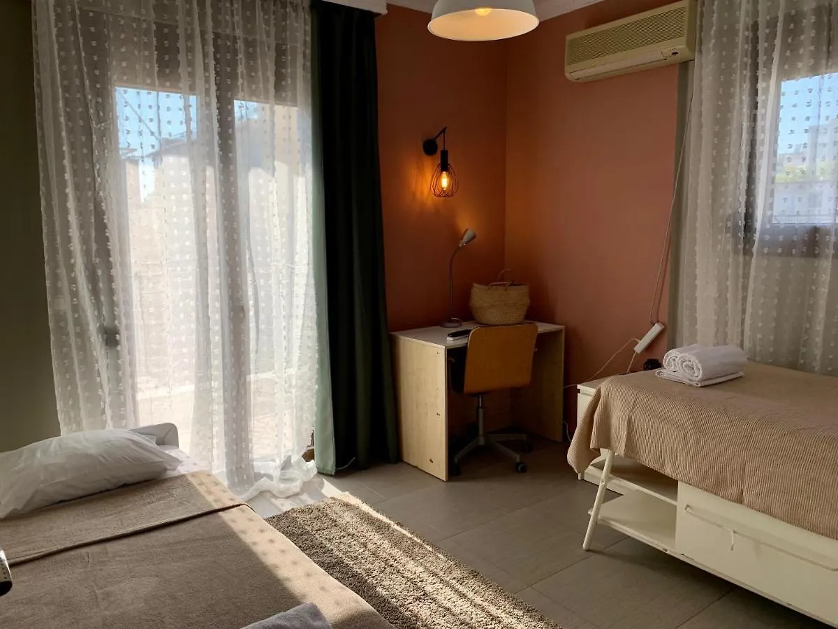 Avia Luxury Apartment With Hydromassage Thessaloniki 0*,
