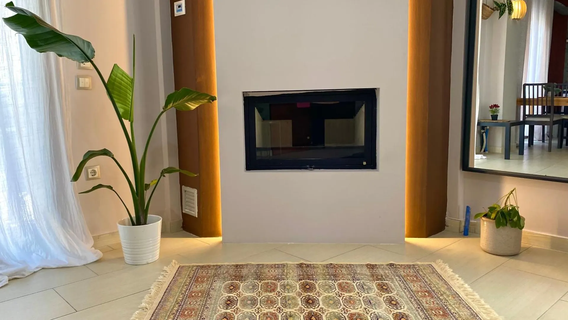 Avia Luxury Apartment With Hydromassage Thessaloniki Greece