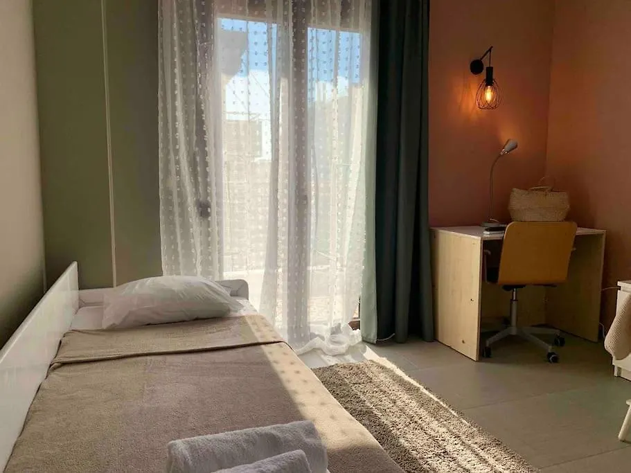 Avia Luxury Apartment With Hydromassage Thessaloniki Greece