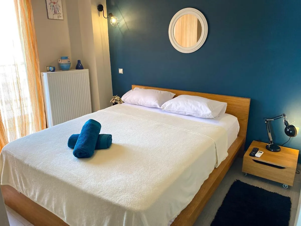 Avia Luxury Apartment With Hydromassage contacts